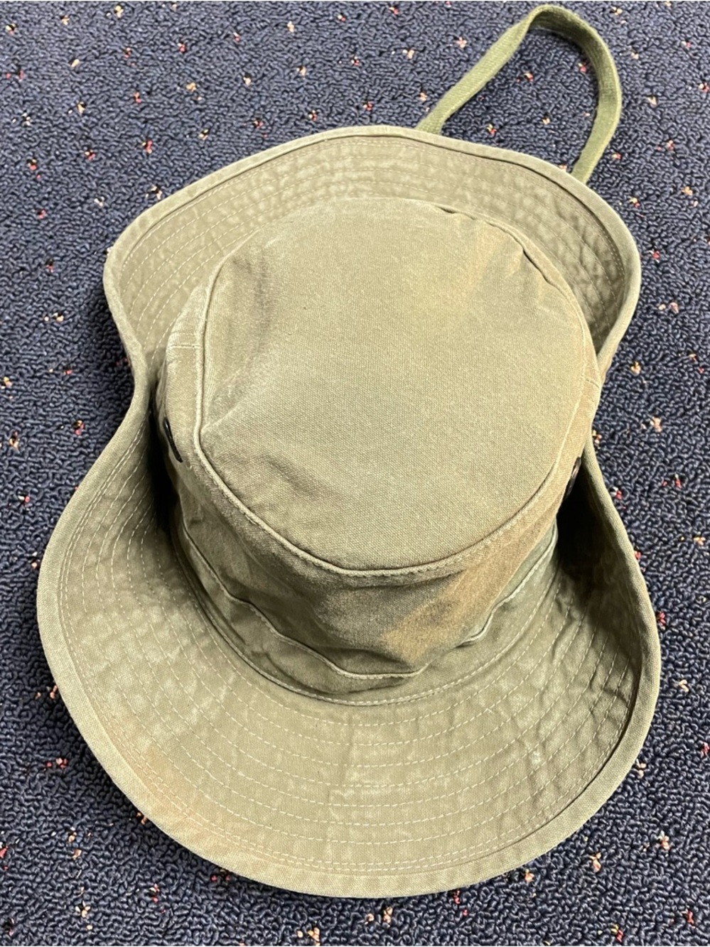 Olive Green Canvas The Tilley Hat - Classic Outdoor Sun Hat - Picture 2 of 9